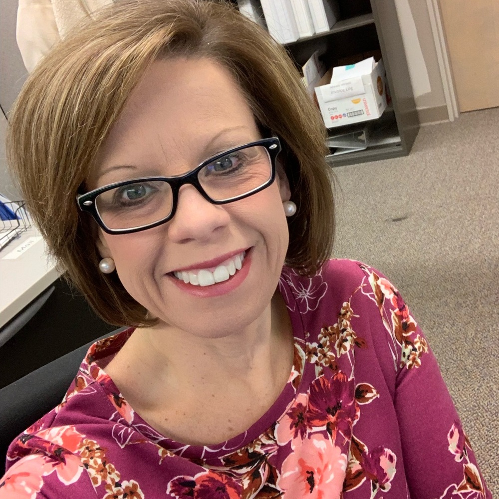 Meet your Posher, Stephanie